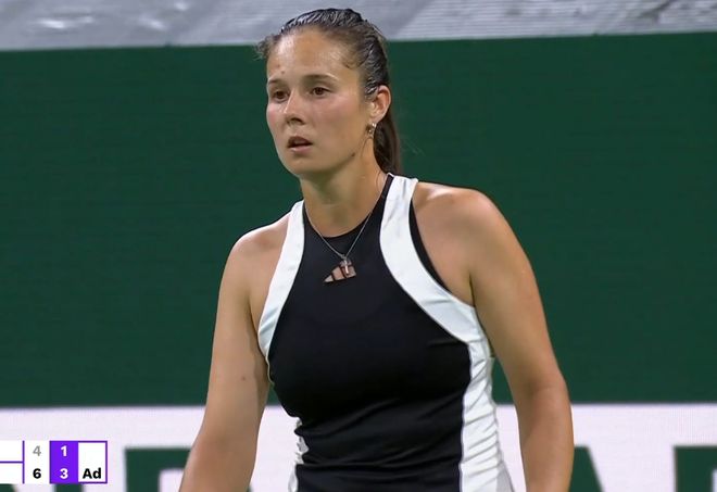 在首月推出 在首月推出